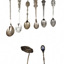 לוט של 9 כפיות ישנות