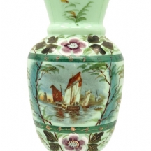 אגרטל זכוכית עתיק מהמאה ה19