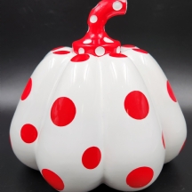 יאיוי קוסאמה Yayoi Kusama (יפן, נ.1929) - דלעת לבנה