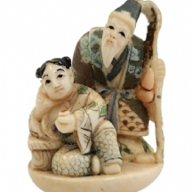 לאספני נצוקי - נטסקה מגולף בעבודת יד