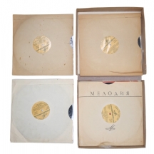 מארז של 5 תקליטים ברוסית של האמן Arkady Raikin