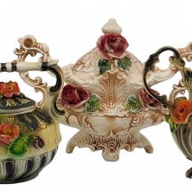 לוט של 3 כלי חרס איטלקים ישנים, מעוטרים וצבועים ביד, לא חתומים