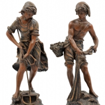 אוגוסט מורו (Auguste Moreau, צרפתי 1834-1917) - 'דייג ודייגת' - זוג פסלי שפלטר