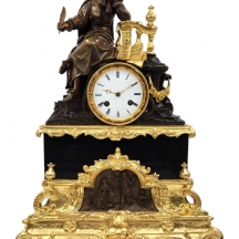 שעון קמין צרפתי עתיק משנת 1850 מתוצרת: 'אנדרה הופמן פריס'