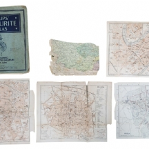 לוט מפות ישנות, כולל: אטלס Philip's Favourite Atlas