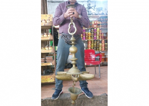 מנורת שבת (יודנשטרן/Judenstern) יהודית ענקית וכבדה מאד, סוף מאה 18/תחילת מאה 19
