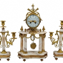 מתוצרת: 'Ch Levassort Of Paris' (חתום: C.H. Paris)