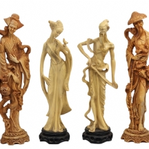 לוט של ארבעה פסלים סינים דקורטיביים, עשויים חומר יצוק