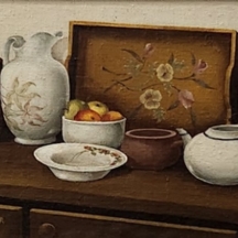 לריסה הלר - 'טבע דומם עם כד ומגש עץ מצוייר' - שמן על בד צרפתי, חתום