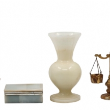 לוט של 4 חפצים שולחנים ישנים שונים, עשויים אוניקס מצרי