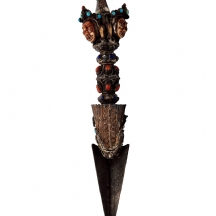 פגיון ואג'רה (vajra) טיבטי עתיק ויפה עשוי כסף נמוך ומשובץ קורלים ואבני טורקיז