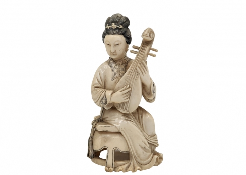 פסל סיני עשוי חומר לבן יוקרתי מגולף בעבודת יד אמן, לא חתום