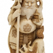 פסל סיני עשוי חומר לבן יוקרתי מגולף בעבודת יד אמן, חתום