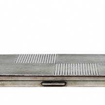 לאספני אר דקו - קופסת סיגריות בלגית גדולה ואיכותית מאד, עשויה כסף, חתומה 'A835'