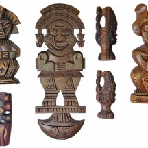 לוט של 6 חפצי נוי ישנים שונים עשויים עץ מדרום אמריקה ואפריקה, מגולפים בעבודת יד