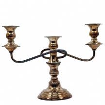 פמוט כסף אנגלי שולחני לשלושה נרות, מתוצרת: 'E H Parkin & Co', שפילד