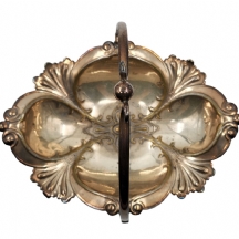 קערת הגשה אנגלית עתיקה, מתוצרת: 'James Deakin & Sons', עשויה מתכת מצופה כסף