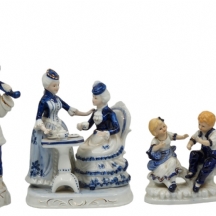 לוט של 4 פסלוני פורצלן