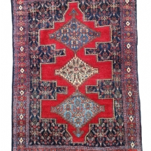 שטיח פרסי ישן מסוג סנה כורדיסטן, עבודת יד, צמר על כותנה, מידות: 111X162 ס"מ.