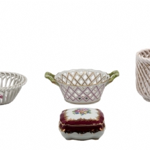 לוט של 4 פריטי קרמיקה ופורצלן שונים