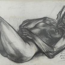 'ערום נשי עם מטפחת ראש' - ציור ישן, גירי פחם על נייר, חתום ומתוארך: 1978