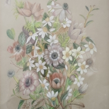 נחמה דקל - 'פרחים', עפרונות צבעוניים על נייר