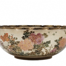 קערת סטסומה (Satsuma) יפנית עתיקה תקופת הקיסר טאישו (Taisho period - 1912-1926)