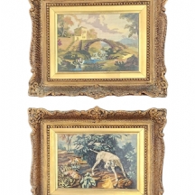 לוט של זוג תמונות גובלן ממוסגרות של סצינות טבע שונות