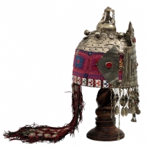 לאספני פרטי לבוש אתנוגרפי עתיק - כובע טורקמני עתיק לכלה מהמאה ה-19, עשוי בד