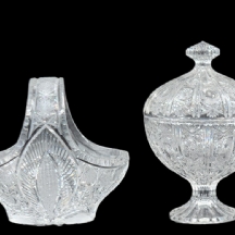 לוט של 2 כלי הגשה מזכוכית וקריסטל