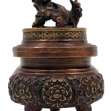 כלי סיני דקורטיבי דמוי כלי קטורת, עשוי סגסוגת של ברונזה ונחושת, פאטינה חומה