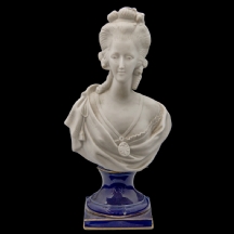 פסל צרפתי בדמות מארי אנטואנט