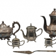 לוט של 6 כלי הגשה ישנים, מוכספים, יצרנים שונים