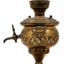 קישוט ישן בצורת סמובר עשוי פליז