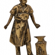 פסל ברונזה בדמות נפח, לא חתום