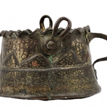 כלי נחושת איסלמי עתיק וכבד מהמאה ה-19 (כלי בישול), מרוקע ביד, צפון אפריקה