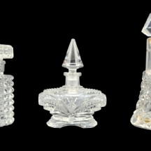 לוט של 3 בקבוקי בושם ישנים, עשויים זכוכית וקריסטל