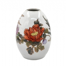 כד פורצלן ישן מעוטר בצביעת יד