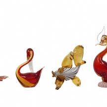 לוט של 4 חפצי נוי עשויים זכוכית בעבודת ניפוח ידנית