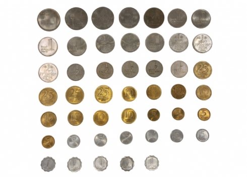 לוט של 47 מטבעות ישראלים ישנים שונים.