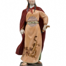 פסל פורצלן סיני בדמות לוחם, יוצר במחוז: ג'יאנגשי (Jingdezhen) בסביבות 1950-1970