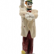 פסלון פורצלן רוסי בדמות נווד וכלבו, מתוצרת: 'לנינגרד' (Leningrad factory)