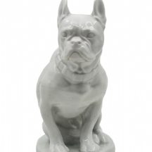 פסל פורצלן ישן לבן בדמות כלב בולדוג, לא חתום