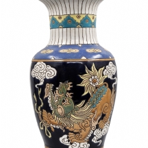 אגרטל רצפה סיני דקורטיבי גדול וכבד, עשוי קרמיקה, מעוטר באמייל, לא חתום