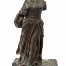 פסל שפלטר הידוע בשם: 'Pioneer Woman & Boy', על פי מודל מאת: 'פרסי ברייאנט בייקר'