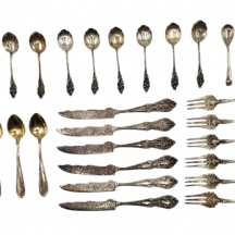 לוט של חלקי סט סכו"ם ישנים ושונים, עשוי מתכת מצופה כסף