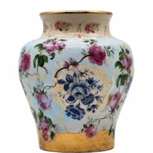 כד קרמיקה דקורטיבי של דליה מרקוס, מעוטר וחתום