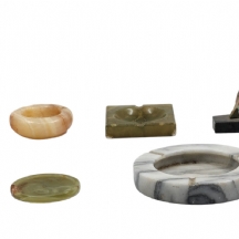 לוט של 6 קישוטים שונים בצורות שונות