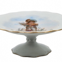 טזה רוסית עתיקה, מתוצרת 'קוזניצוב' (Kuznetsov), עשויה פורצלן מעוטר בהדפס וחתום