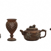 לוט של 4 חפצי מתכת ישנים ושונים